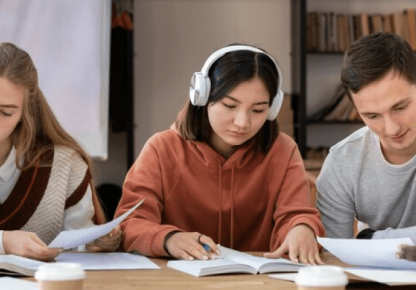 The Rise of Electric Vehicles in Urban Mobility